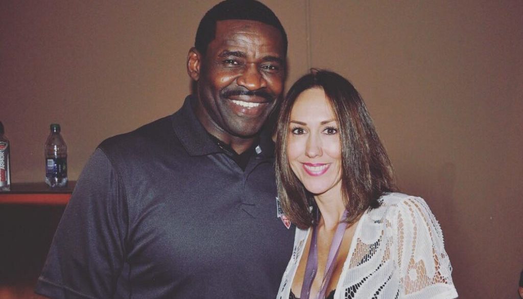 P;ayer Promotions Team with NFL Legends