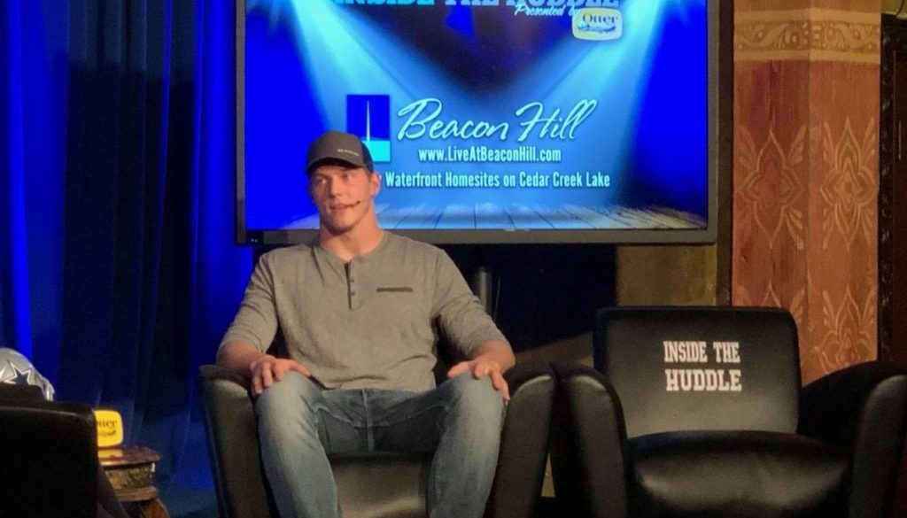 Inside the Huddle taping with Vander Esch.